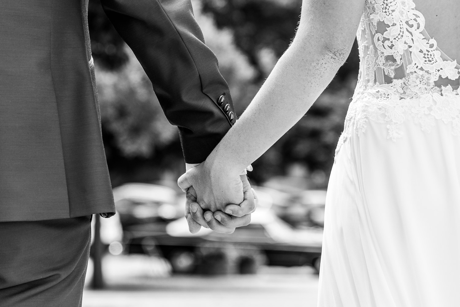 Hochzeitsfotografie-Hochzeitsreportage-Brautpaar-Hände